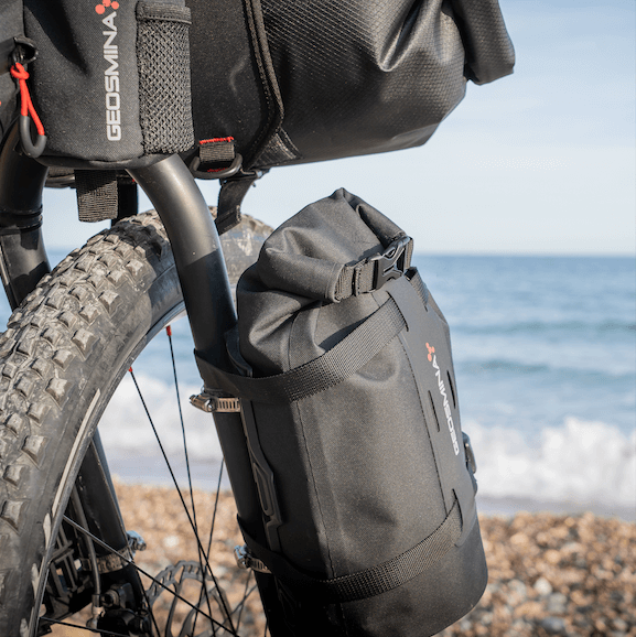 Geosmina Cargo Cage Bag