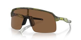 Oakley Sutro Lite