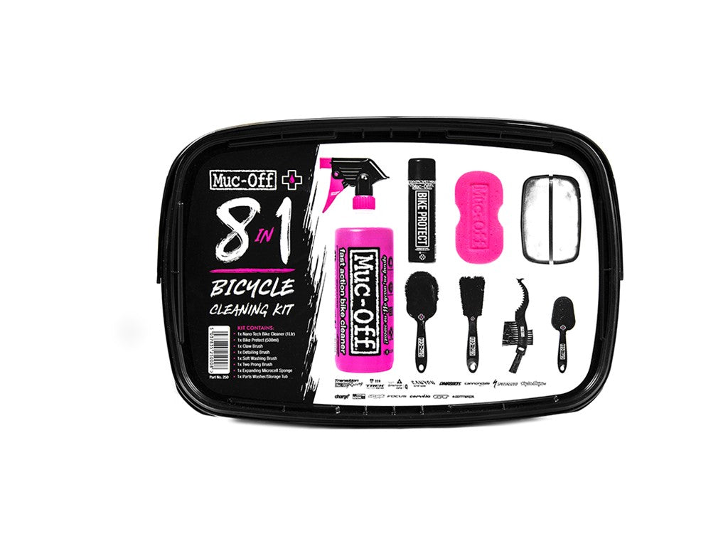 MUC-OFF 8-1 bike cleaning kit