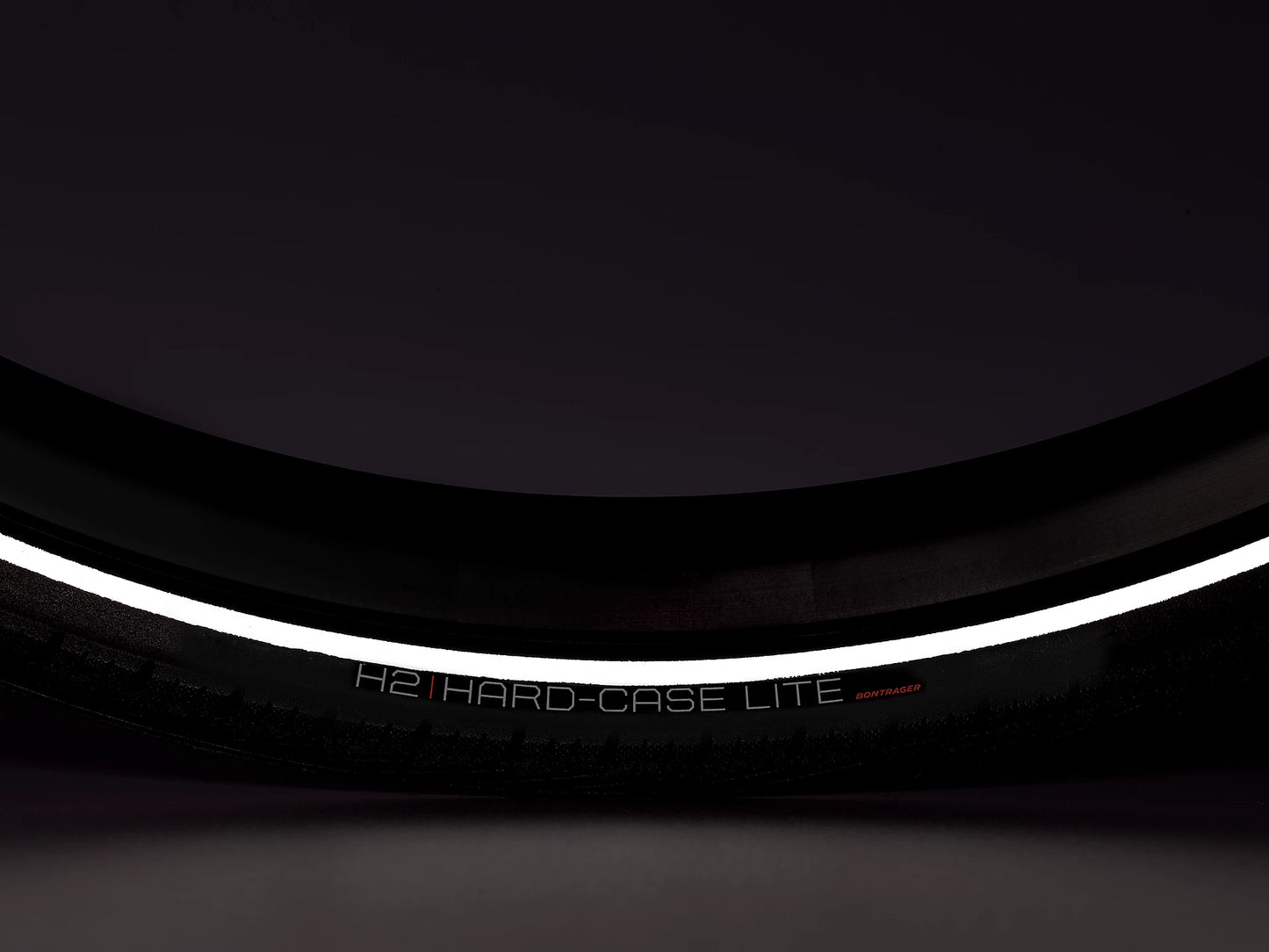 Bontrager H2 Hard-Case Lite Reflective Hybrid Tire