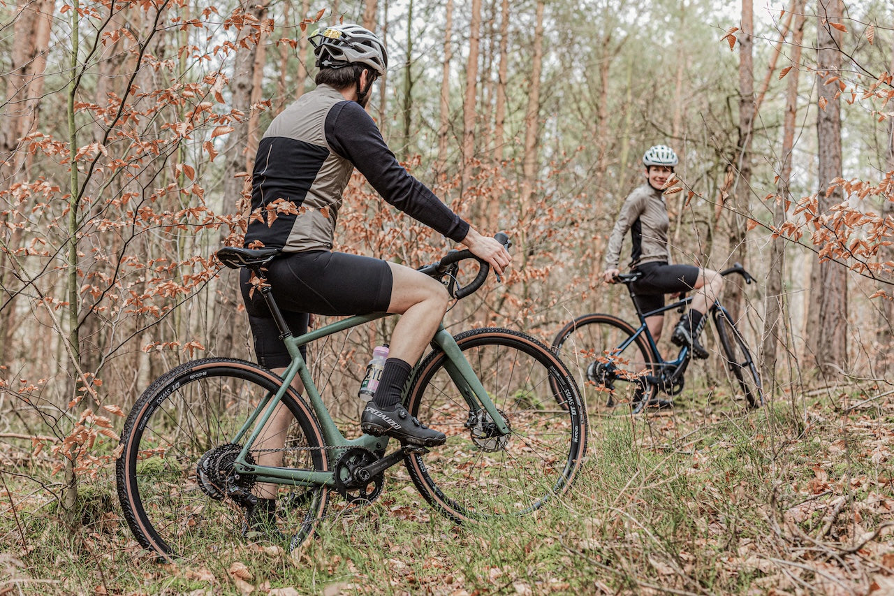 Specialized gravel pyörät metsäpolku