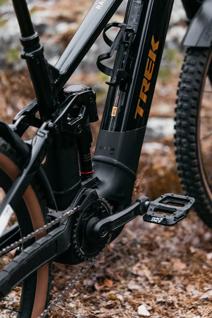 SRAM-jalat ja Bosch-moottori Trek Rail+ 8 sähköpyörässä