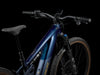 Trek Powerfly FS+ 8 800wh sähkömaastopyörä sininen ohjaamo takaa