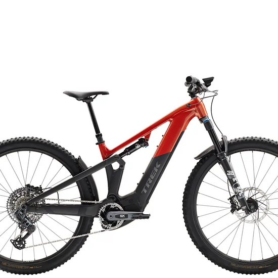 Trek Powerfly FS+ 8 800wh sähkömaastopyörä punainen sivulta