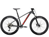 Trek Roscoe 6 2022 3 Lithium Grey/Cobra Blood jäykkäperäinen maastopyörä Cycli.fi